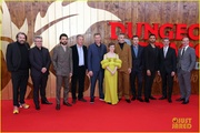 chris-pine-hugh-grant-rege-jean-page-dungeons-dragons-berlin-66.jpg