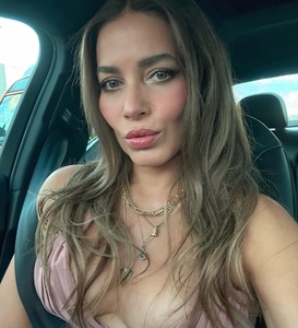 https://thumbs4.imagebam.com/8a/8b/16/ME16EGI6_t.jpg