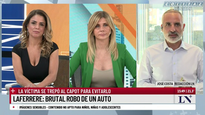 Debora.Plager.Saco.Verde.Marcando.Pechos.LN.1080P-Colitaz.47.png