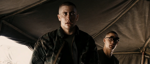 Jarhead: Żołnierz piechoty morskiej / Jarhead (2005) MULTi.1080p.BluRay.x264-DSiTE / Lektor Napisy PL MERQVF3_t