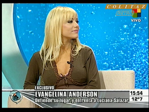 Evangelina.Anderson.Pollerita.Vueltita.Intrusos.2006.SD.HQ.60FPS.No.Audio-Colitaz.98.jpeg