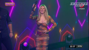 Laurita.Fernandez.Bienvenidos.a.Ganar.Vestido.Transparente.Oops.1080P-Colitaz.27.jpeg