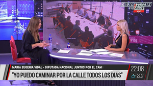 Viviana.Canosa.Platinada.Blusa.Negra.Escote.Viviana.Con.Vos.1080P-Colitaz.45.jpeg