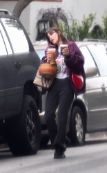 Scout Willis - Visiting her sister Tallulah in Los Angeles CA 02/24/2024