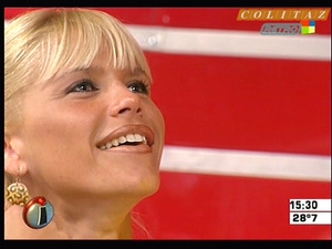 Nazarena.Velez.Musculosa.Amarilla.Jeans.Vueltita.Intrusos.No.Audio.SD.HQ.60FPS-Colitaz.84.jpeg