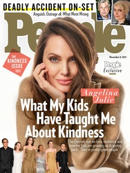 Angelina Jolie - Page 2 ME4KQU0_t