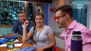 Alina.Moine.Jeans.Ajustados.Luciana.Rubinska.Agenda.Fox.1080P-Colitaz.56.jpeg