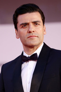 Oscar+Isaac+Competencia+Oficial+Red+Carpet+bbPrSnAQNTax.jpg