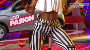 Sol.Perez.Pantalon.Ajustado.Rayado.Pasion.1080P-Colitaz.143.jpeg