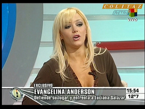 Evangelina.Anderson.Pollerita.Vueltita.Intrusos.2006.SD.HQ.60FPS.No.Audio-Colitaz.112.jpeg