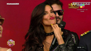Silvina.Escudero.Bonus.Clip.Cantando.2024.Rock.1080P-Colitaz.04.jpeg