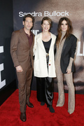 Sandra+Bullock+Netflix+LA+Premiere+Unforgivable+fxIePsxMf5dx.jpg