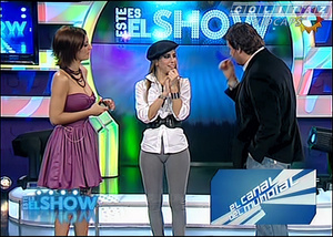Cinthia.Fernandez.Vueltita.Calza.Gris.Este.Es.El.Show.SD.HQ.60FPS-Colitaz.26.jpeg