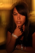 Алия (Aaliyah) фотограф Robert Deutsch - 1xHQ MER7U4_t