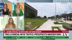 Debora.Plager.Saco.Verde.Marcando.Pechos.LN.1080P-Colitaz.23.png