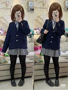 F3v4J8E7.jpg