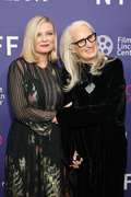 Kirsten+Dunst+Power+Dog+Red+Carpet+Reception+I5iE0SfOrlZx.jpg