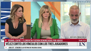 Debora.Plager.Saco.Verde.Marcando.Pechos.LN.1080P-Colitaz.27.png