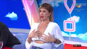 Josefina.Pouso.Escotadita.Intrusos.2024.1080P-Colitaz.11.jpeg