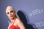 Lady+Gaga+House+Gucci+Italian+Premiere+Photocall+lYgeNgnKSGSx.jpg