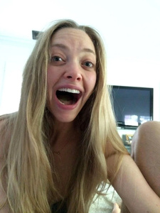 Amanda Seyfried nude (3).jpeg