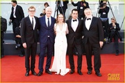 colin-farrell-brendan-gleeson-banshee-premiere-photo-call-venice-31.jpg