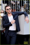 chris-evans-ana-de-armas-ryan-gosling-gray-man-premiere-10.jpg