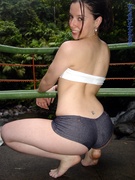 [Image: ME184F89_t.JPG]