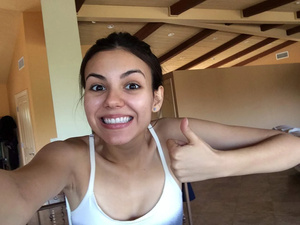 Victoria Justice nude (21).jpeg