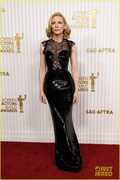 cate-blanchett-black-lace-shimmering-sag-awards-2023-04.jpg