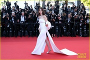 anne-hathaway-armageddon-time-cannes-premiere-12.jpg