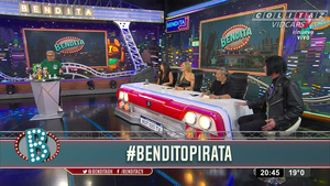Mariela.Fernandez.Ultimo.Look.Marcando.y.Lengua.Bendita.1080P-Colitaz.01.jpeg