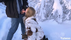 [Image: ME1BG2P2_t.jpg]