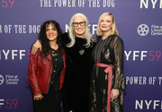 Kirsten+Dunst+Power+Dog+Red+Carpet+Reception+-_Np1xgHK_tx.jpg