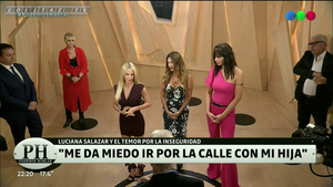 Romina.Pereiro.Catsuit.Rosa.Ajustado.PH.1080P-ColitazTV.14.jpeg