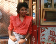   Джанет Джексон (Janet Jackson) Michael Ochs Photoshoot 1985 (12xHQ) MEWU7G_t