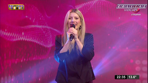 Laurita.Fernandez.Bienvenidos.a.Ganar.Vestido.Blazer.Abierto.1080P-Colitaz.05.jpeg