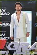 orlando-bloom-gran-turismo-photocall-at-cannes-04.jpg