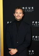 Jamie+Dornan+Los+Angeles+Premiere+Focus+Features+T03SX9fIamxx.jpg