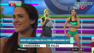 Laurita.Fernandez.Vestido.Negro.Tajo.Descuido.Combate.1080P-Colitaz.25.jpeg