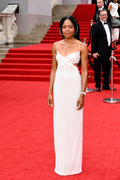 Naomie+Harris+World+Premiere+NO+TIME+DIE+Red+xBaEPFJMjbpx.jpg