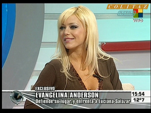Evangelina.Anderson.Pollerita.Vueltita.Intrusos.2006.SD.HQ.60FPS.No.Audio-Colitaz.109.jpeg