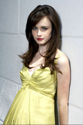 Alexis Bledel MEUB3RZ_t