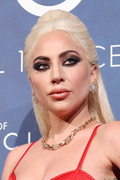 Lady+Gaga+House+Gucci+Italian+Premiere+Photocall+cXUr_YZ5jsMx.jpg