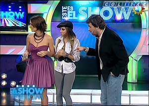 Cinthia.Fernandez.Vueltita.Calza.Gris.Este.Es.El.Show.SD.HQ.60FPS-Colitaz.25.jpeg