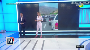 Carolina.Losada.Pantalon.Ajustado.Camisa.Abierta.AN.1080P-Colitaz.21.jpeg