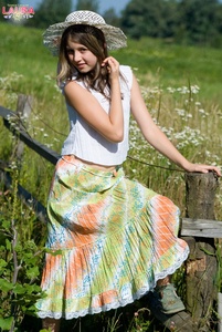 [Image: ME1A0U4Z_t.jpg]