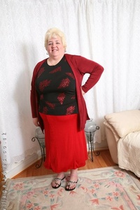 Permanent Link to Juno in her kitchen