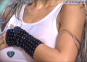 Evangelina.Aderson.Bailando.2008.Pollerita.Remera.Mojada.SD.60FPS-Colitaz.141.jpeg