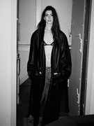 anne-hathaway-for-net-a-porter-2023-2.jpg